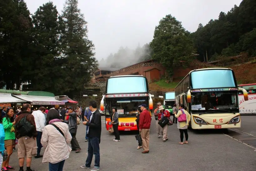 Busses in Taroko Gorge Taroko Gorge National Park