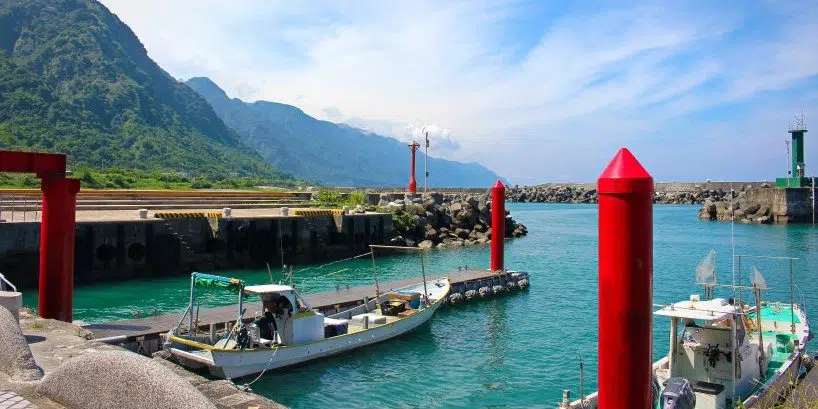 Fishing Harbor East Coast Hualien tour Shihtiping on east coast tour