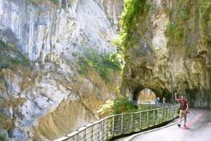 Taroko Gorge Guide (4) Taroko Gorge Guide